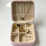 Elegant Butterfly Jewelry – 6-Piece Gold-Tone Collection withTravel Case