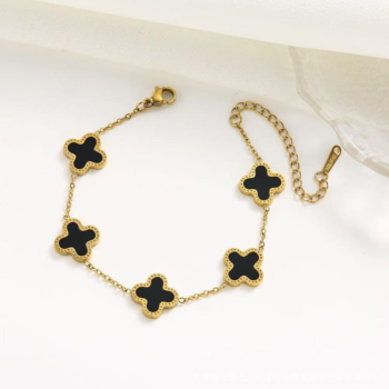 Clover Bracelet – Stainless Steel | Elegant & Durable Accessory